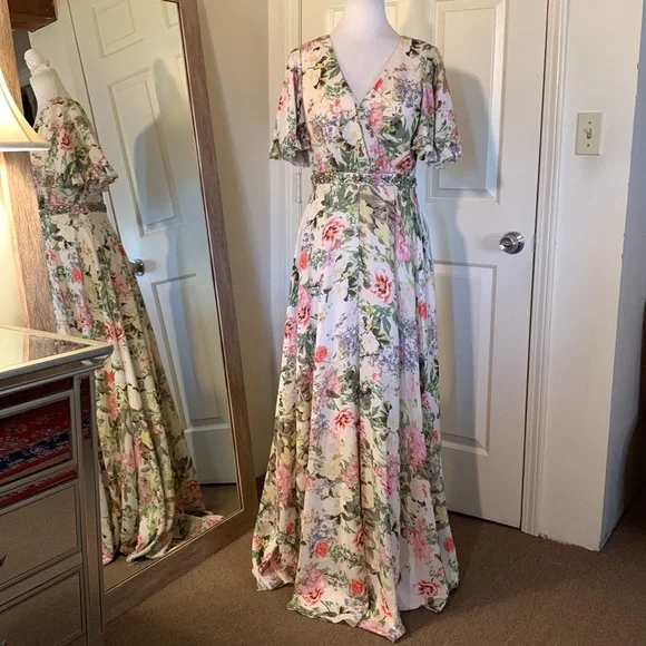 MAC DUGGALFloral Print Faux Wrap Flutter Sleeve A Line Gown